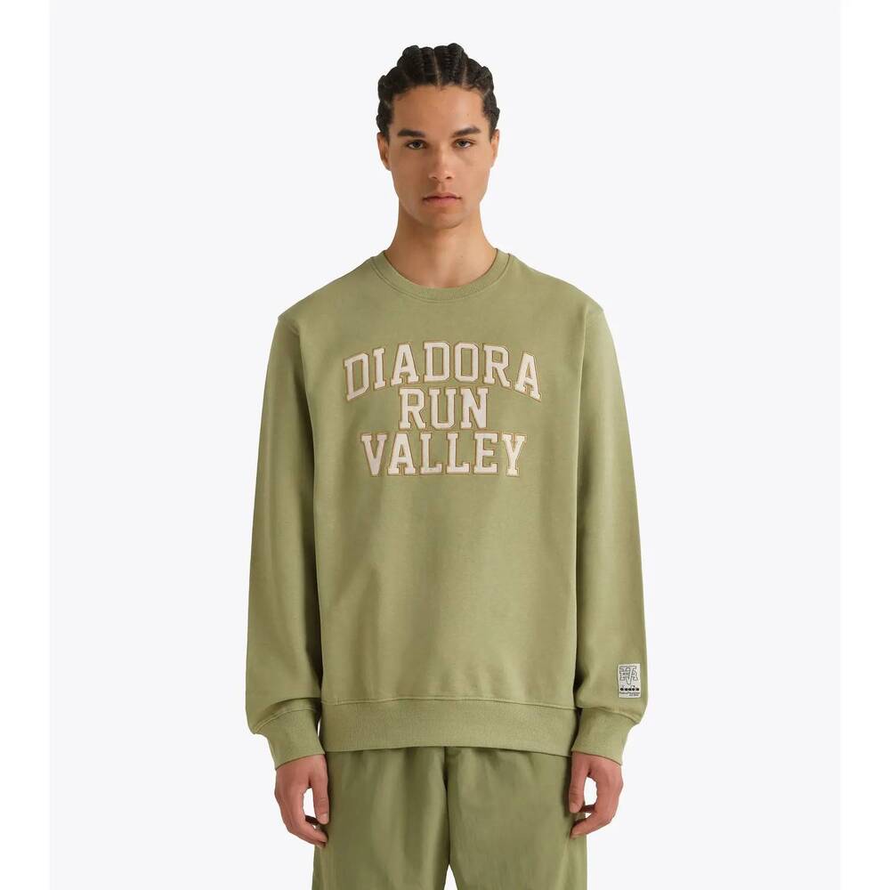 NEW DIADORA run valley crew sweatshirt in sage green